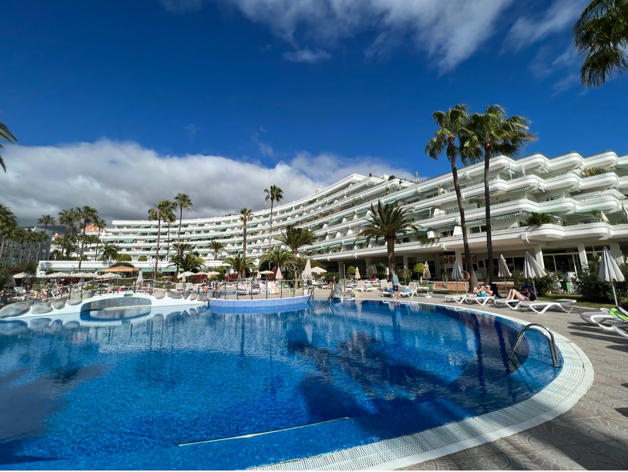 Poolanlage von Vista Gomera Altamira mit Meerblick